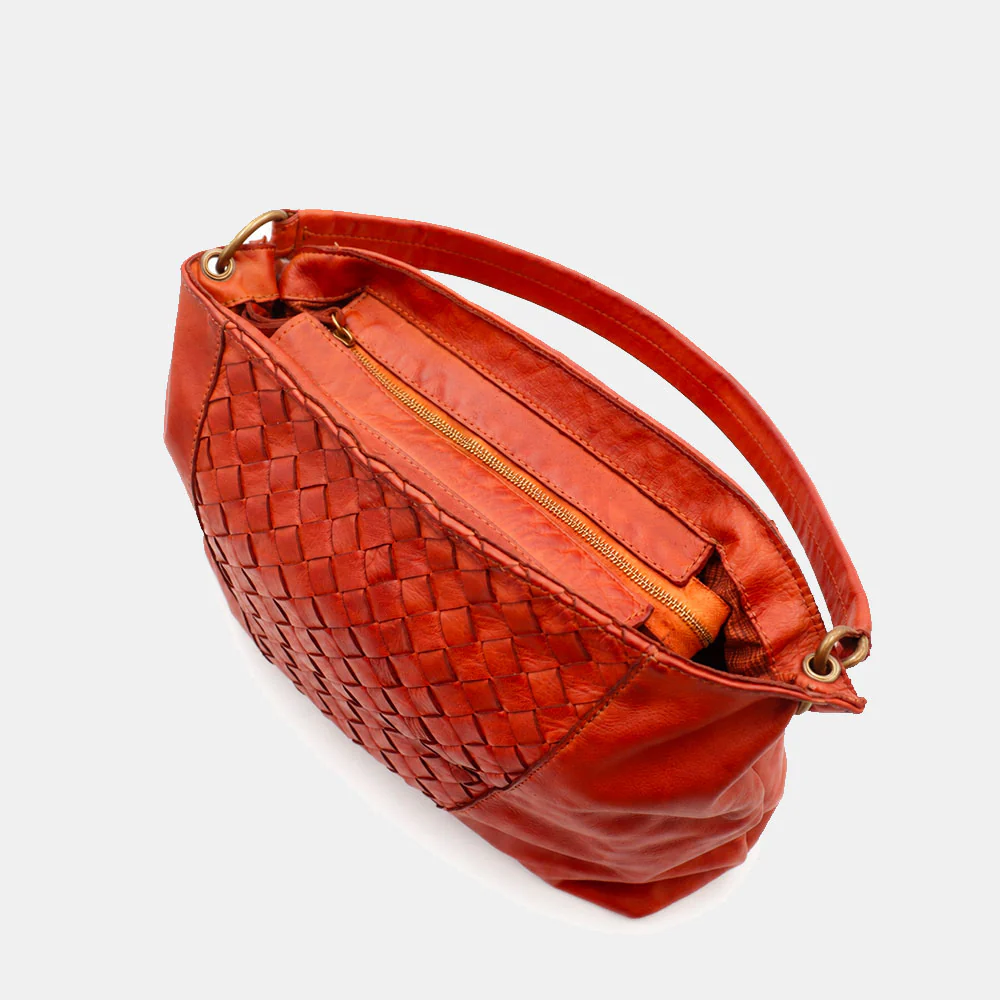 Borsa a Spalla VIAVERDI in Pelle color Cuoio con Intreccio Made in Italy linea Tuscany - Image 9
