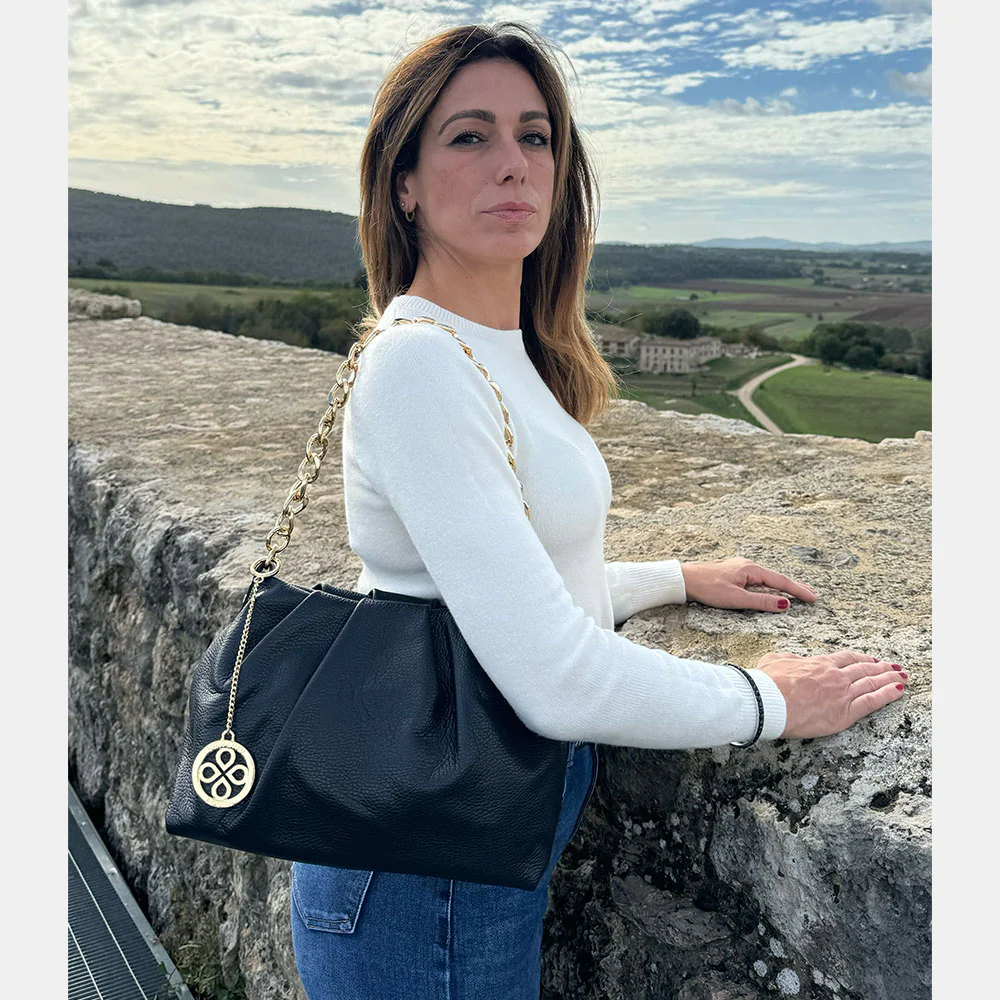 Borsa Hobo a Spalla con Catena VIAVERDI in Pelle Bianca Made in Italy linea Monteriggioni - Image 8