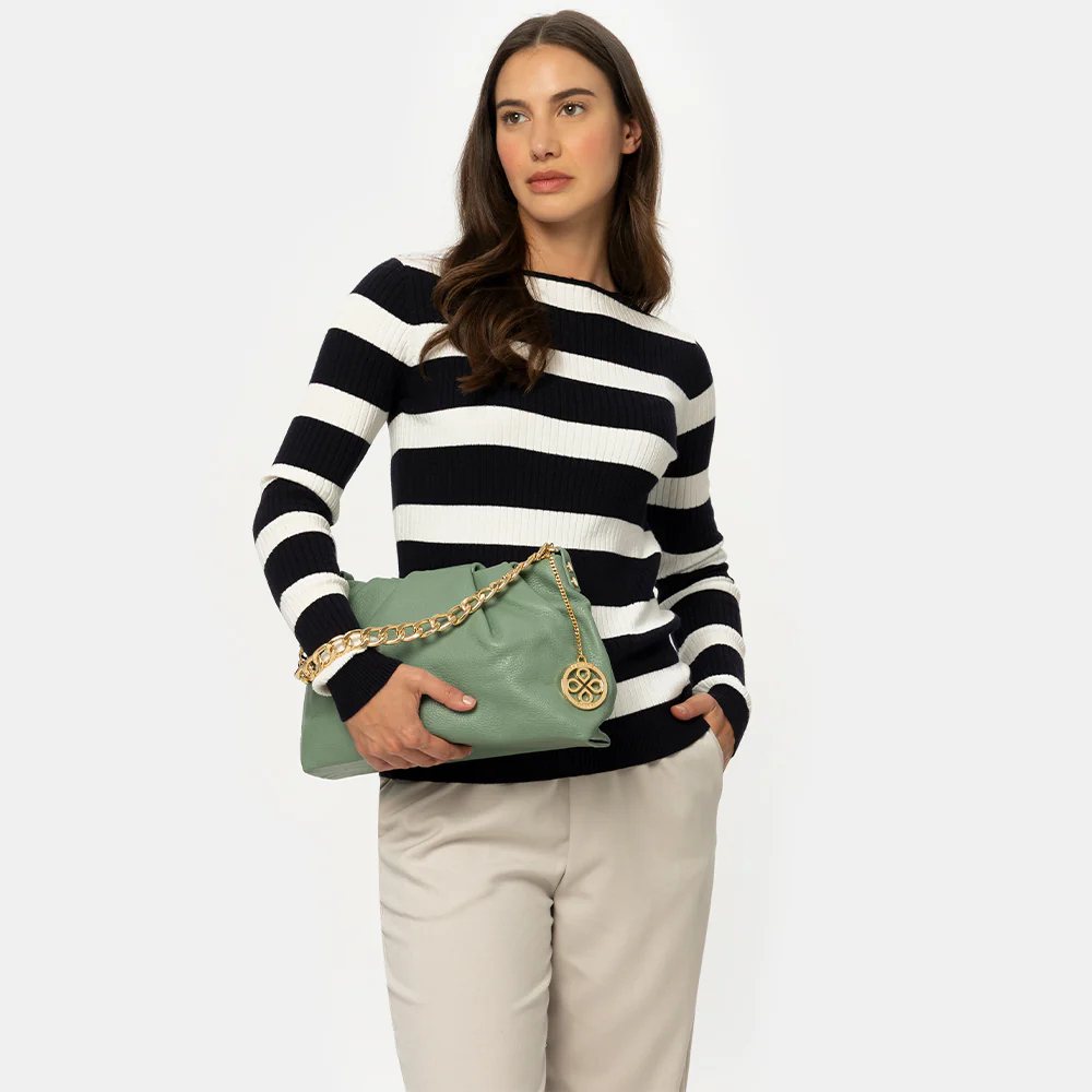 Borsa Hobo a Spalla con Catena VIAVERDI in Pelle Verde Menta Made in Italy linea Monteriggioni - Image 2